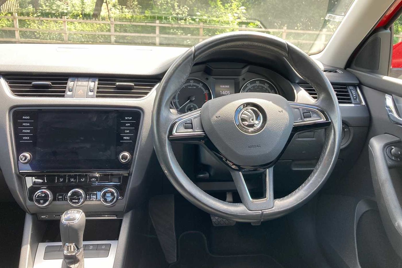 SKODA Octavia Hatchback 1.0 TSI SE (115PS) DSG