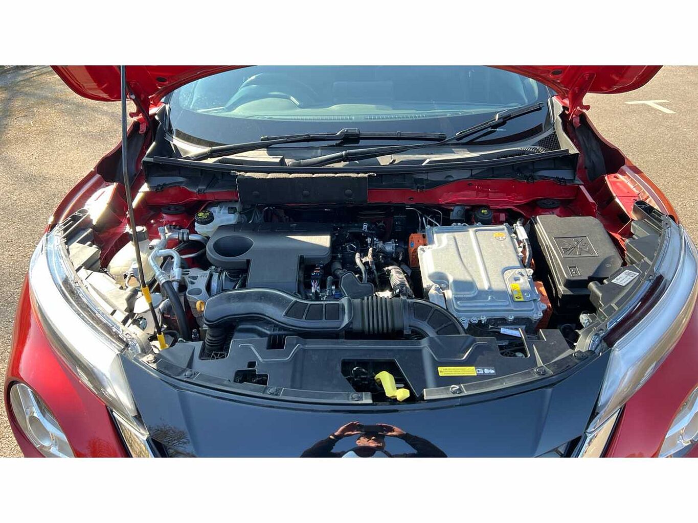Nissan Juke 1.6 (143ps) Hybrid N-Connecta Auto