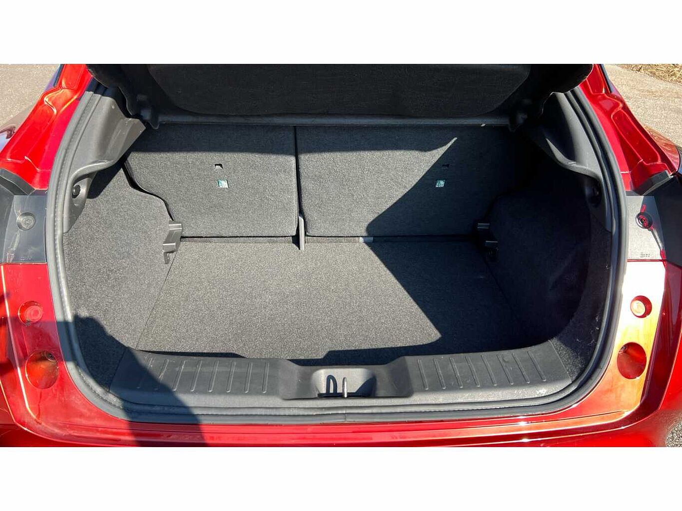 Nissan Juke 1.6 (143ps) Hybrid N-Connecta Auto