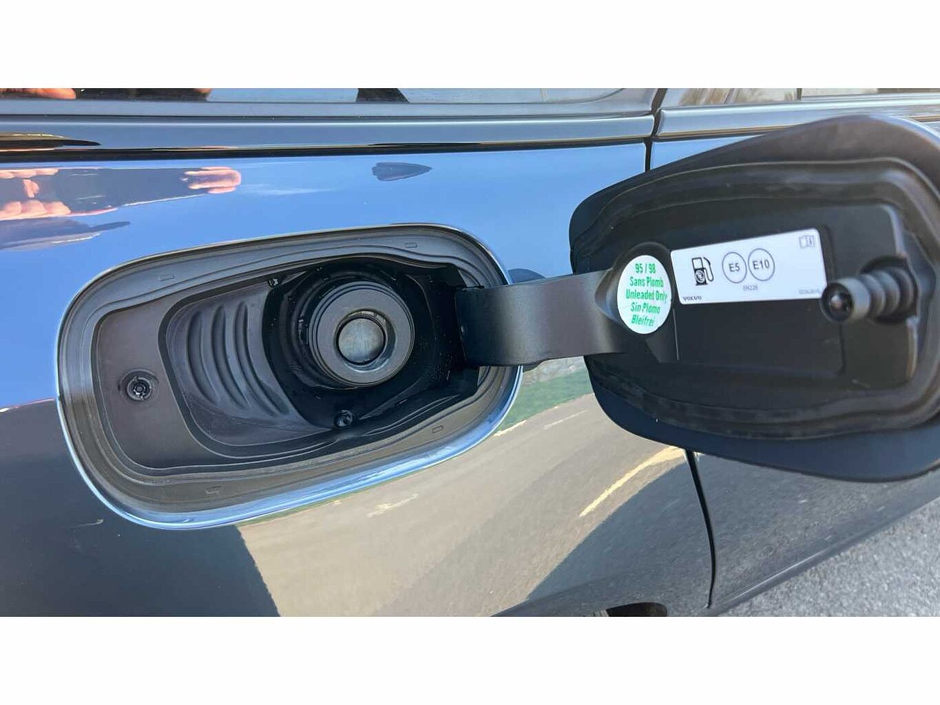 Volvo V90 2.0 B5P Ultimate Dark 5dr Auto