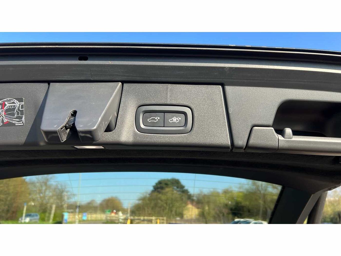Volvo V90 2.0 B5P Ultimate Dark 5dr Auto