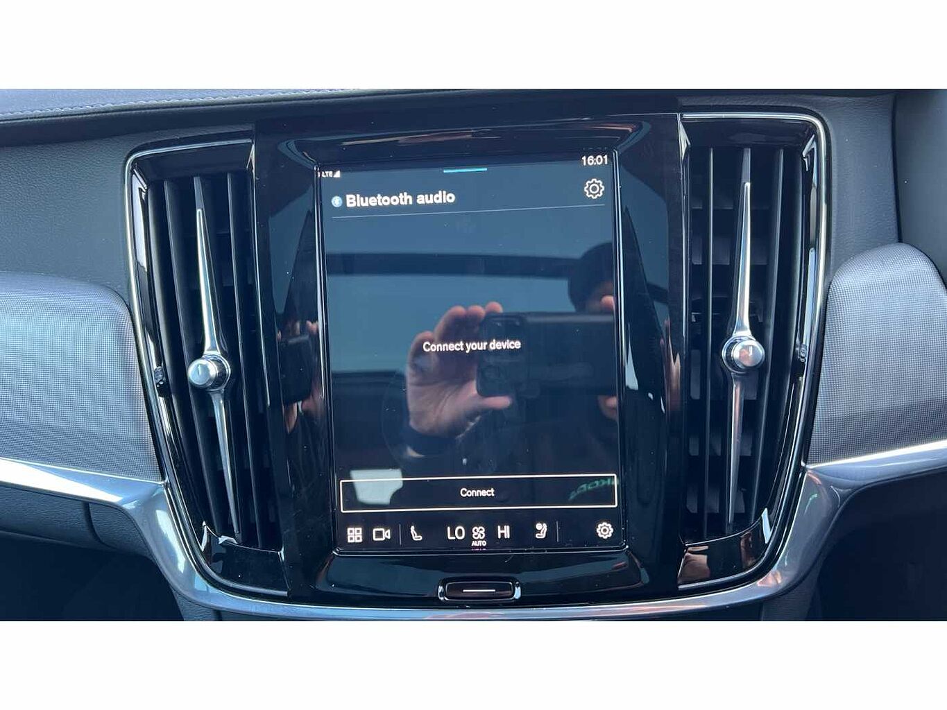 Volvo V90 2.0 B5P Ultimate Dark 5dr Auto