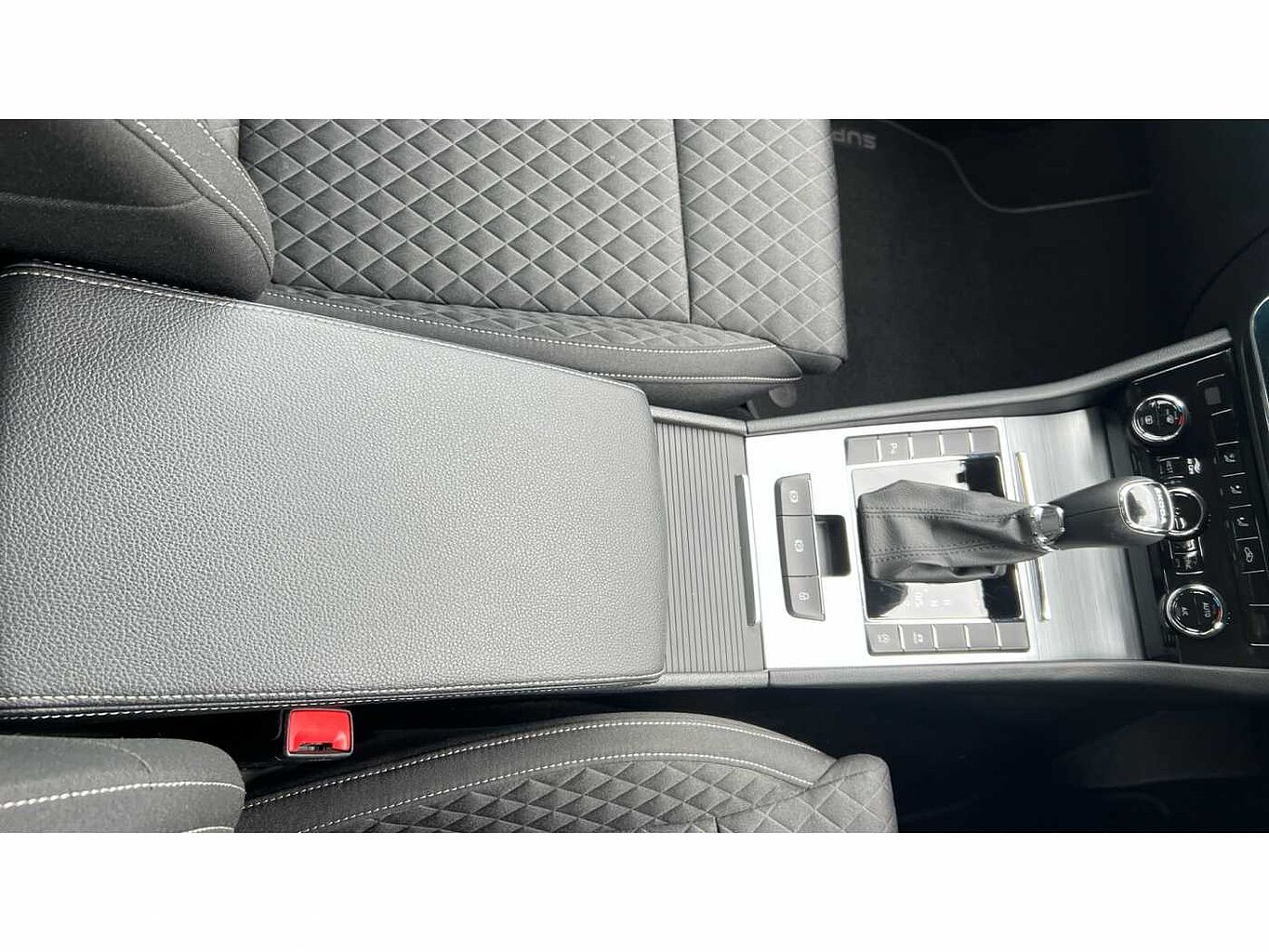 SKODA Superb 1.5 TSI 150ps SE Technology ACT DSG Estate